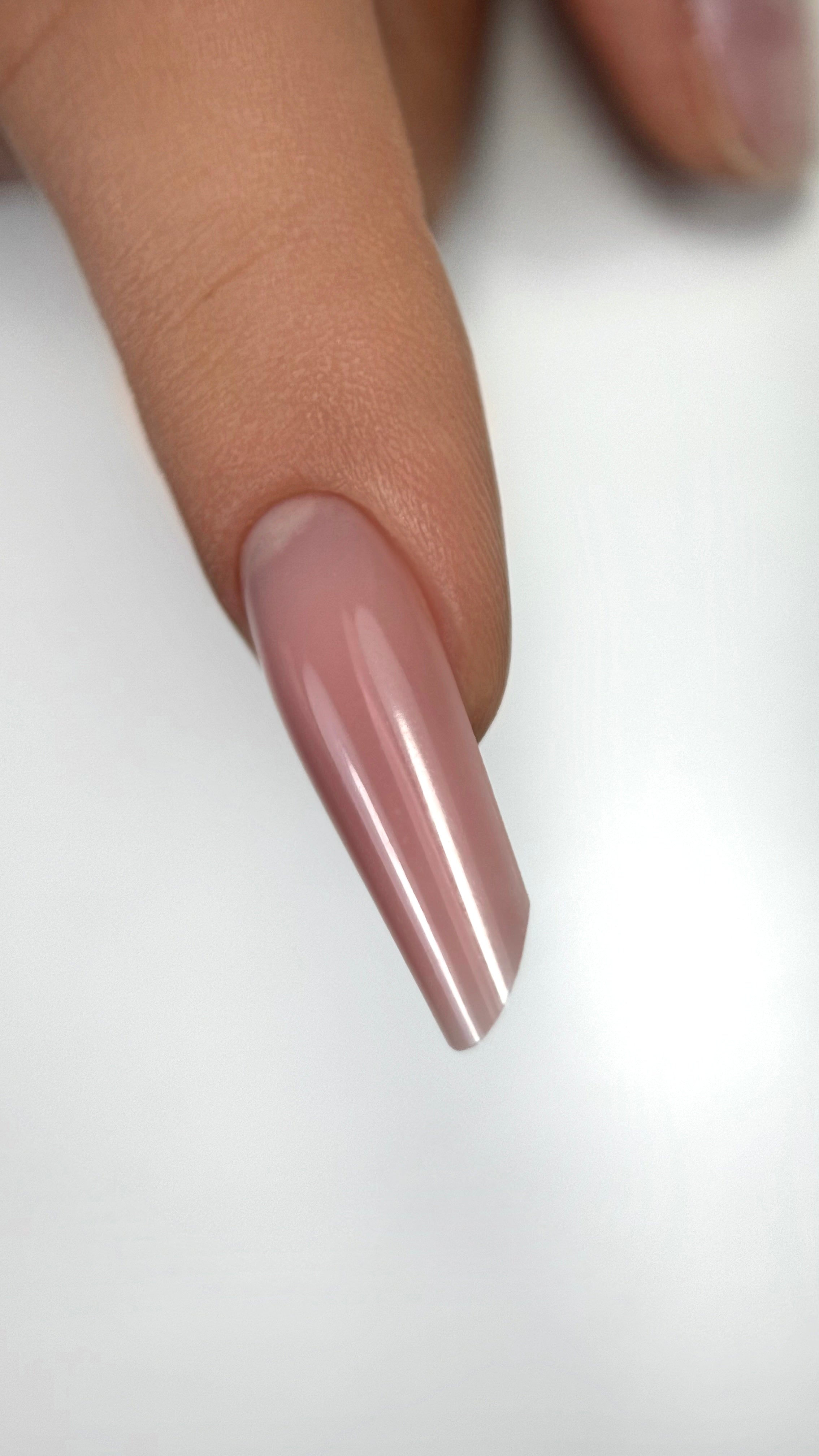 Neue Dual Tips Arched Almond Form 140Stk. Model F4 von Trendy Nails