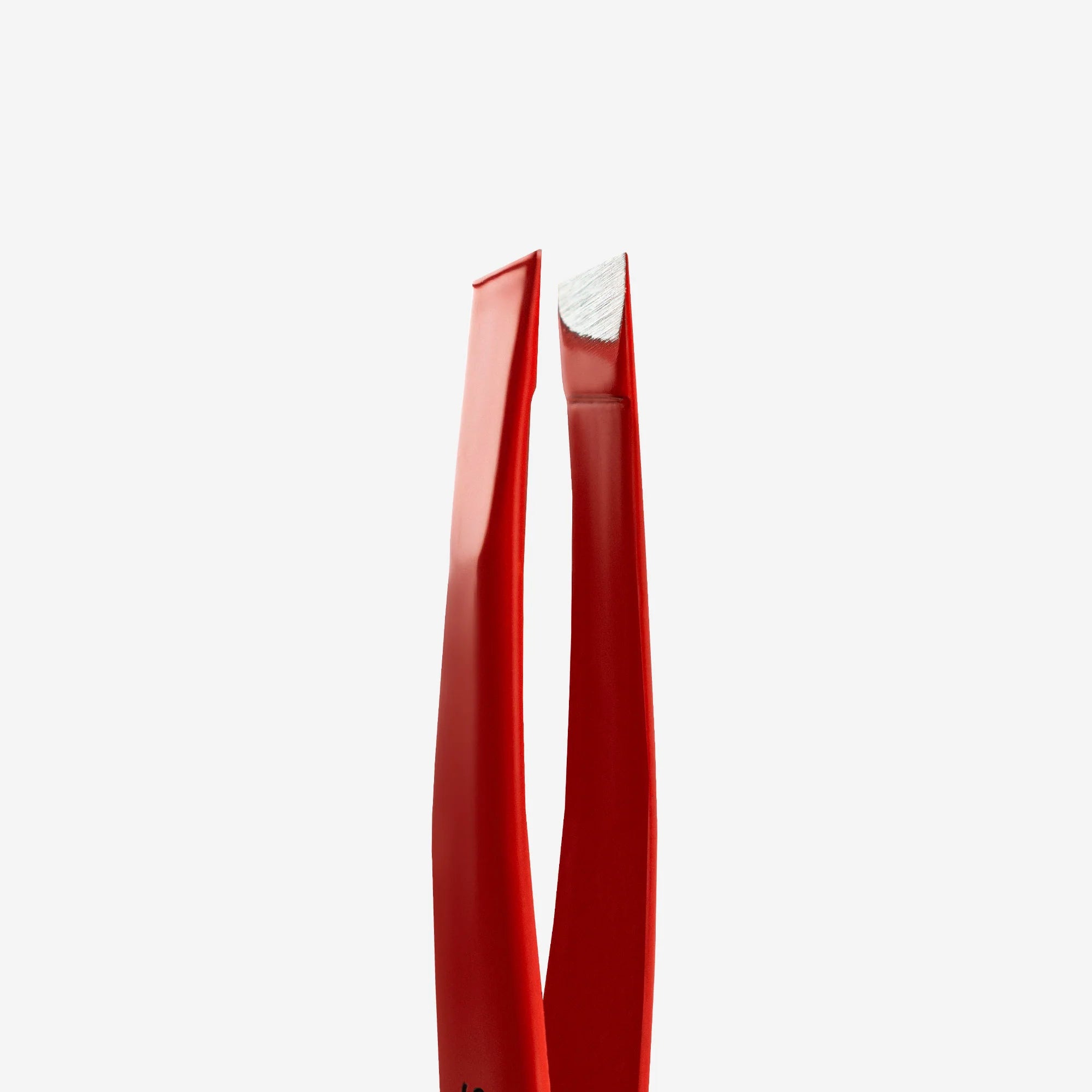 Pinzetta per sopracciglia TE-11/3 rossa STALEKS PRO EXPERT