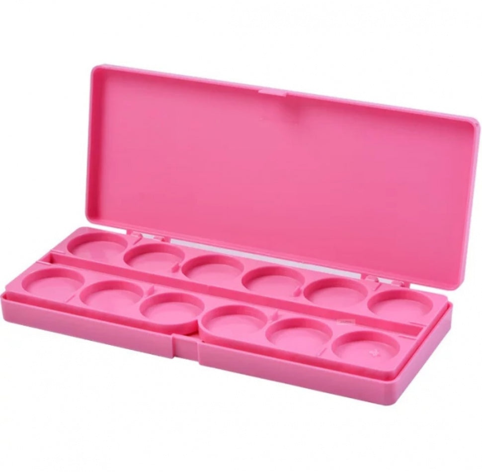 Mixing palette for nail art in pink 24 cavities