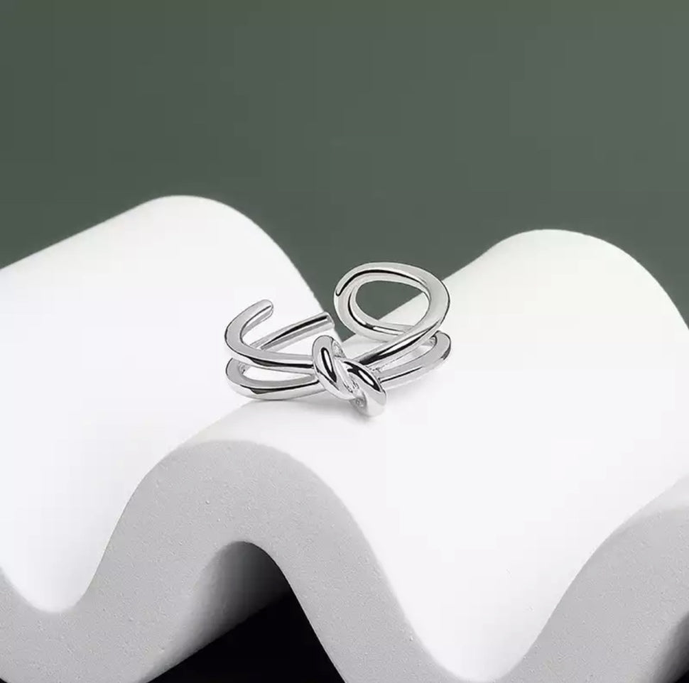 Anello da donna adatto per tutte le taglie in argento n. 3