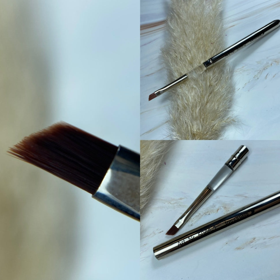 French-кисть размер 4 с колпачком от Trendnails