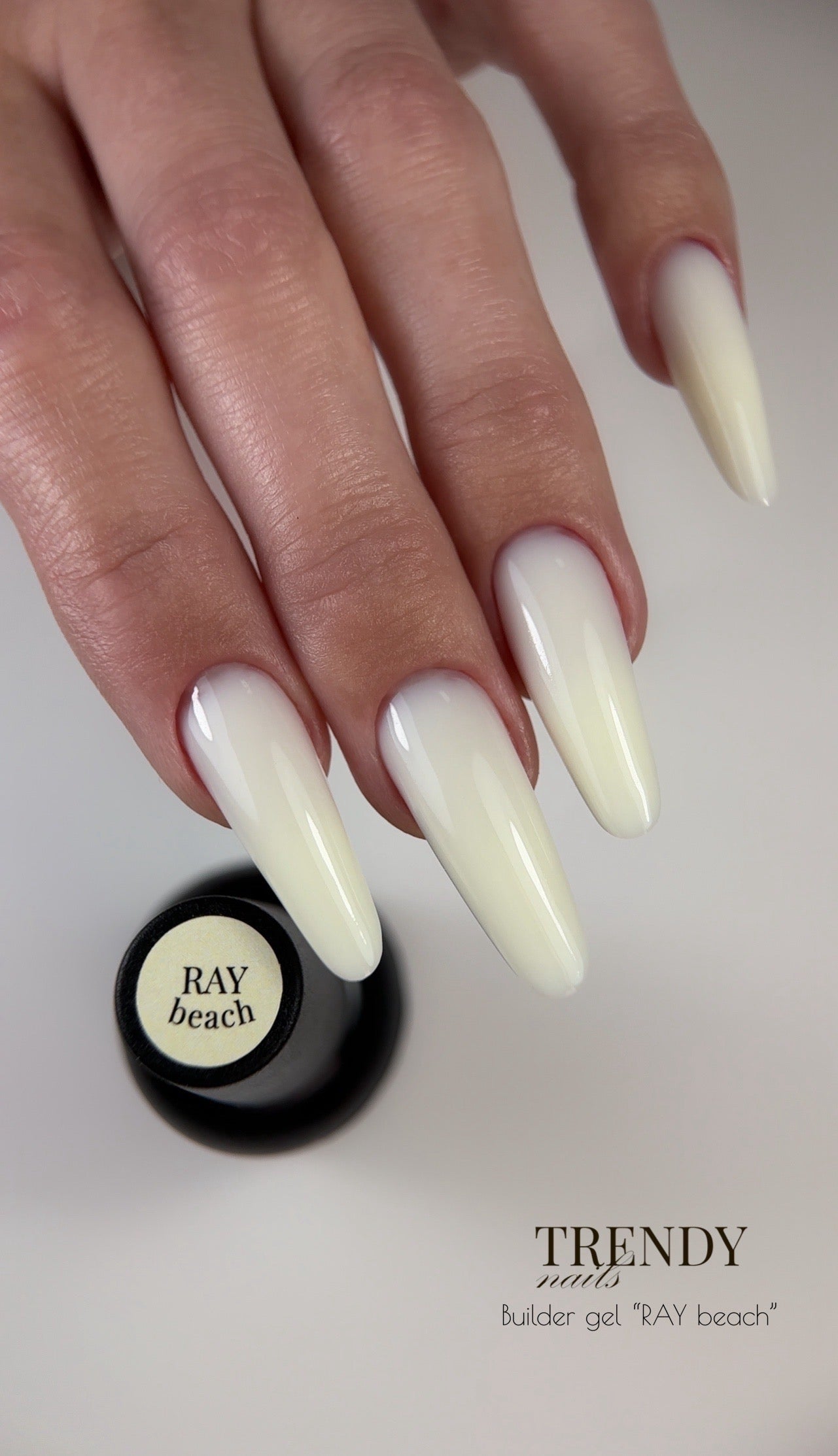 Builder Gel in der Flasche oder im Tiegel Beach Ray von Trendy Nails 10ml-30ml (TPO-frei)