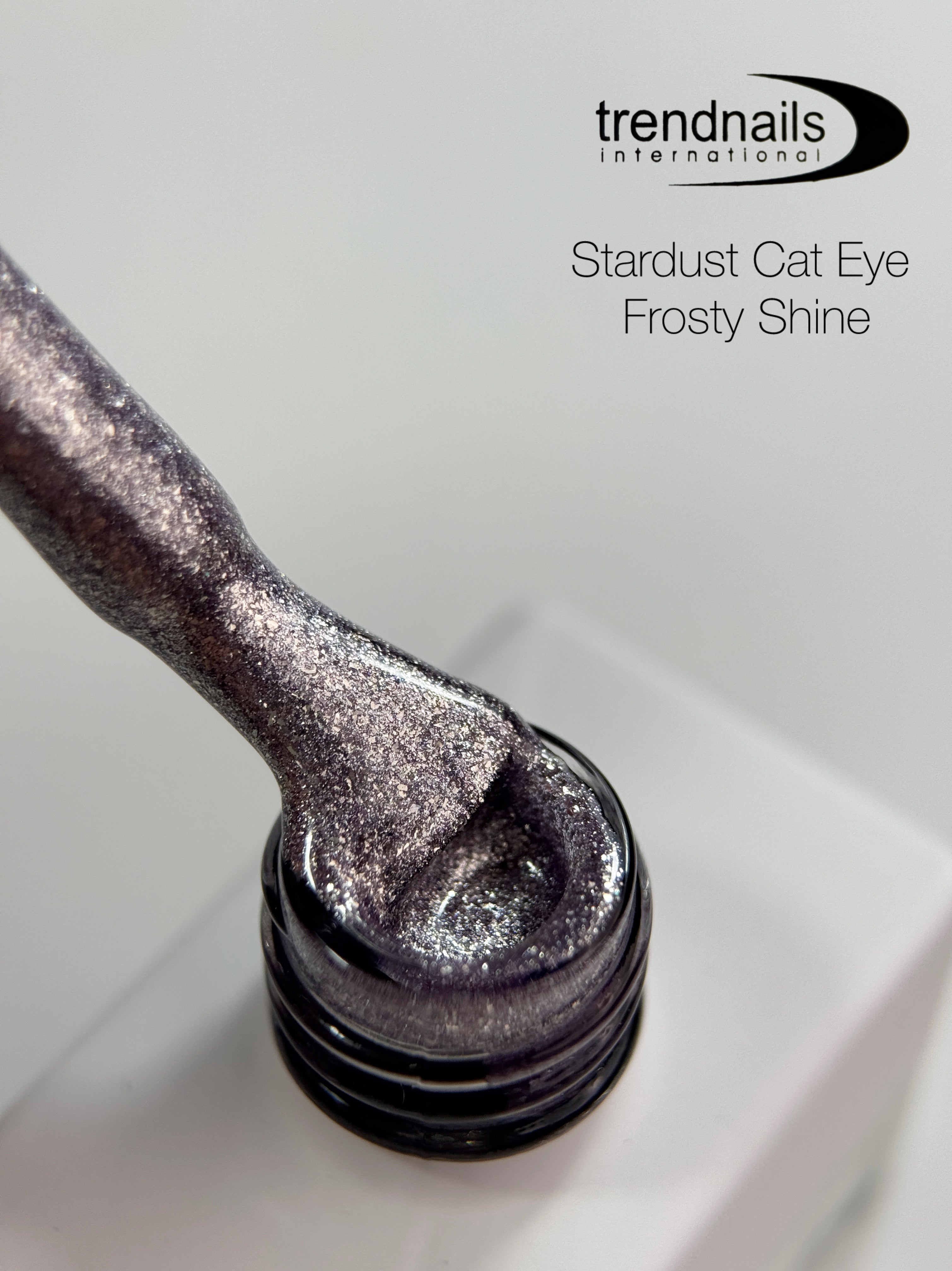 Stardust Cat Eye Gel Polish Frosty Shine 12ml von Trendnails