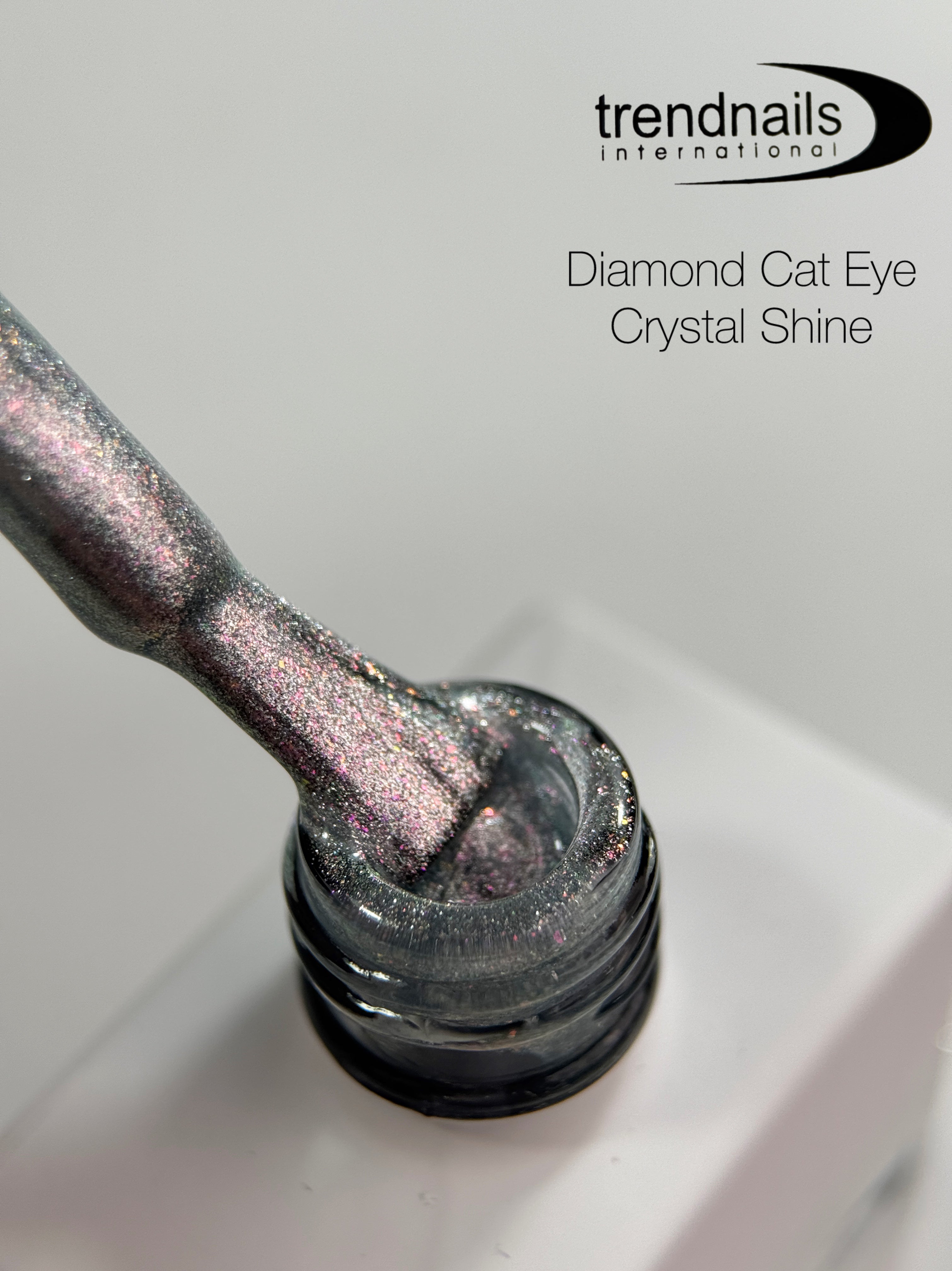 Diamond Cat Eye Gel Polish Crystal Shine 12ml von Trendnails TPO-Free