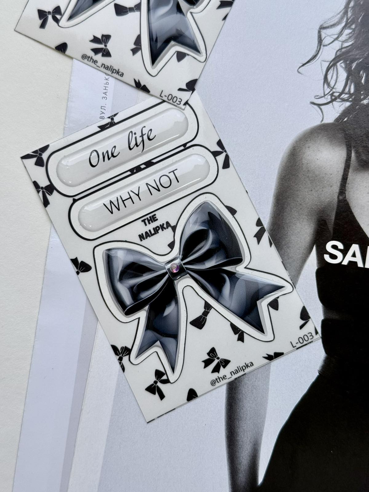 Coole selbstklebende 3D Aufkleber für Ihr Handy, Tablet, Notebook und Laptop L-002